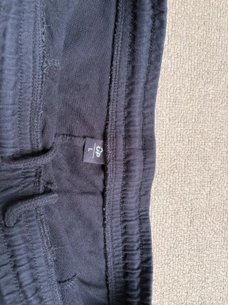 Pantalón corto negro