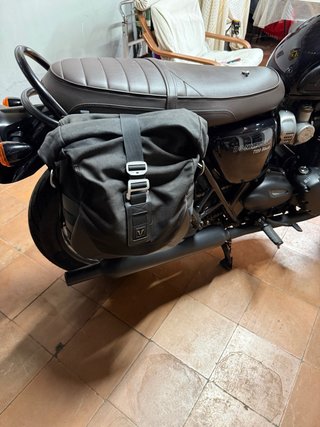 Alforjas Swmotech para Triumph Bonneville T120