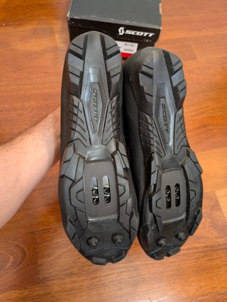 NUEVAS Zapatillas SCOTT VERTEC MTB talla 44.