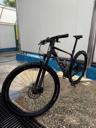 Scott Scale 940 Negra 2025