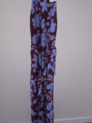 Mono floral con cinturón