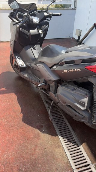 Yamaha XMAX 400 Momodesign Edición Limitada