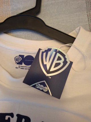 Camiseta Warner Bros Bugs Bunny Daffy Duck