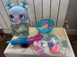 Muñeco que hace slime