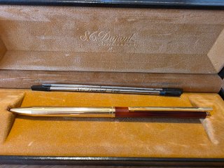 Bolígrafo S.T. Dupont Dorado y Granate