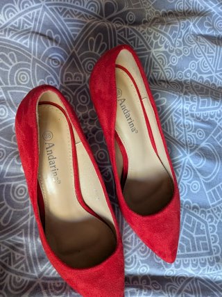 Tacones terciopelo rojos talla 38 y medio