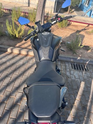 Yamaha MT-07 limitada A2 -Full black