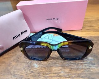 Gafas de sol Miu Miu Tortoise