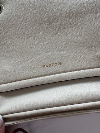 Bolso Parfois Beige Cadena