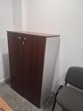 Armario archivador de oficina con llave