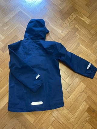 Chubasquero azul 9/10 años (134/140)