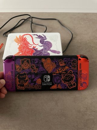 Nintendo Switch OLED Edizione Pokémon con garanzia 1 anno