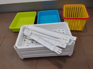 Lote de vasos y tazas de cerámica