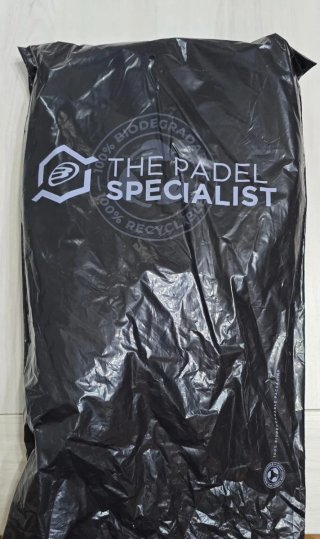 Pala de pádel mujer.  Nueva.