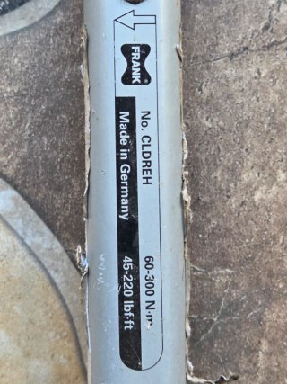 Llave dinamométrica 60-300 NM