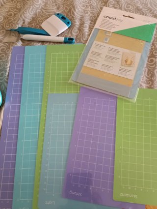 Cricut Joy casi nueva