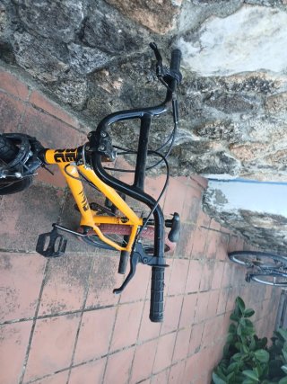 Bicicleta BMX Naranja