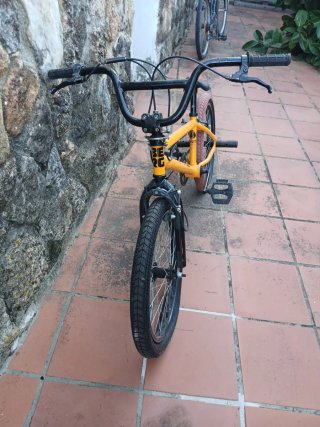 Bicicleta BMX Naranja