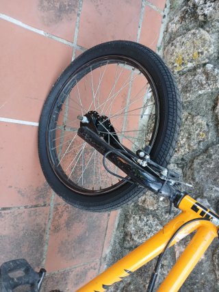 Bicicleta BMX Naranja