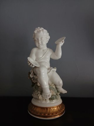 Figura de porcelana Algora