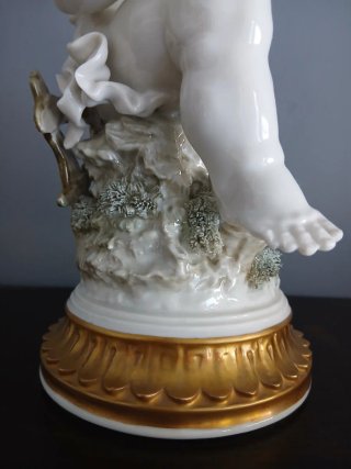 Figura de porcelana Algora