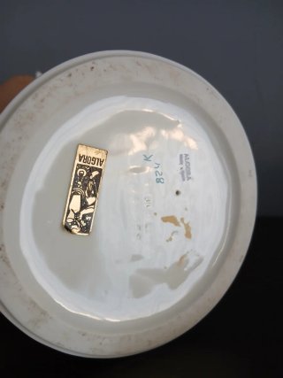 Figura de porcelana Algora