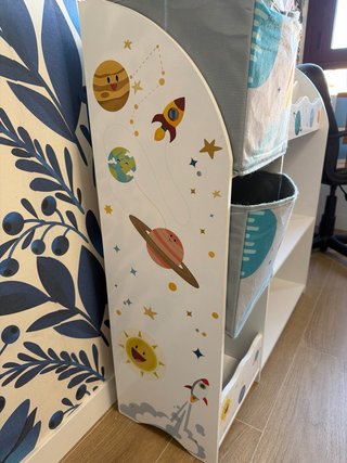 Estantería infantil temática espacial