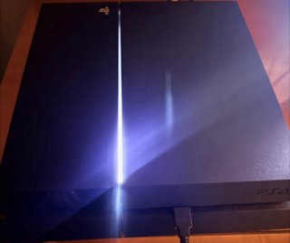 PS4 perfette condizioni +2 pad +giochi+cavi