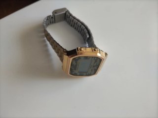 Reloj Casio Dorado Camuflaje