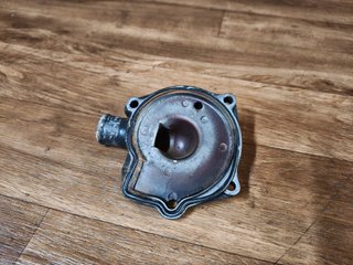 Tapa Bomba Agua Yamaha FZ6 S2