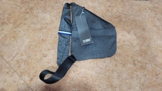 Riñonera bandolera gris