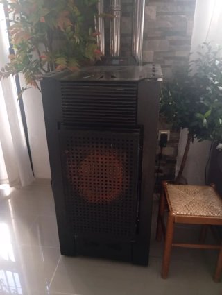 Estufa de pellets brompi,modelo Eva