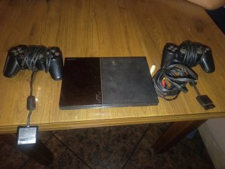 Playstation 2 con 2 mandos
