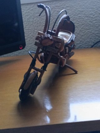 Moto Decorativa Madera