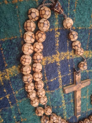 Rosario Gigante Madera Tallada