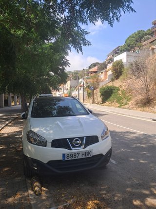 Nissan Qashqai 2011  C-SUV