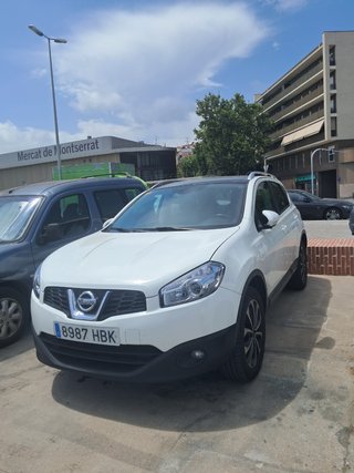 Nissan Qashqai 2011  C-SUV