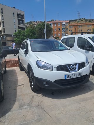 Nissan Qashqai 2011  C-SUV
