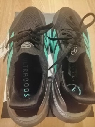 Zapatilla Adidas Ultraboost 5 Mercedes AMG