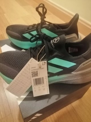 Zapatilla Adidas Ultraboost 5 Mercedes AMG