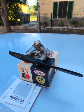 Motore O.S. MAX 25 FP per Aeromodellismo vintage