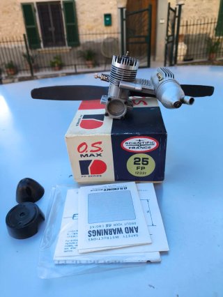 Motore O.S. MAX 25 FP per Aeromodellismo vintage