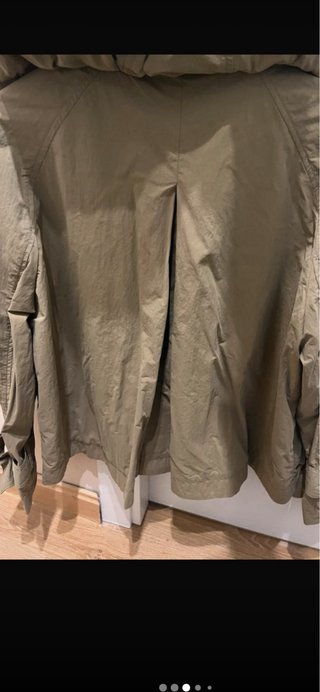 Trench corto Zara verde oliva