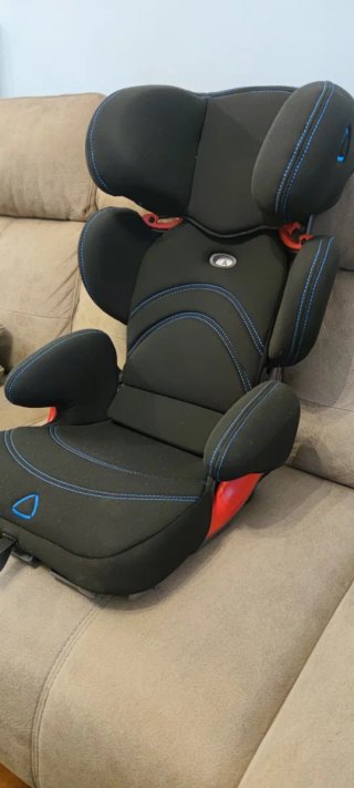 Silla coche Takata Maxi.