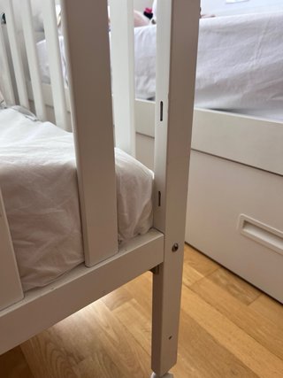 Urge Cuna de bebé blanca con ruedas