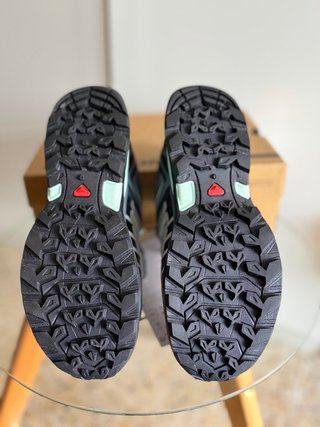 Zapatillas Salomon Gore-Tex Gris y Turquesa