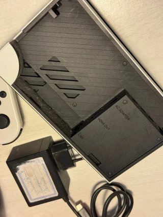 Nintendo Switch OLED Bianca Completa