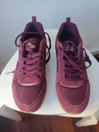 Zapatillas Skechers Granates Talla 38