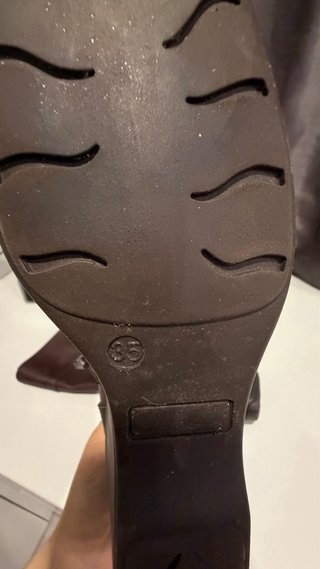 Botas de couro castanhas
