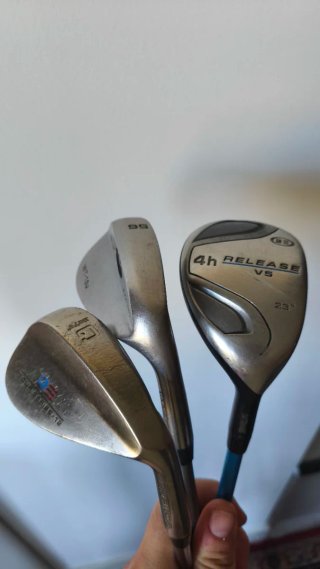 Set de 3 palos de golf: 2 hierros y 1 híbrido